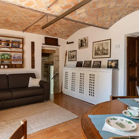 Torre Di Vedetta Medieval Rustic Farmhouse, 10 Beds