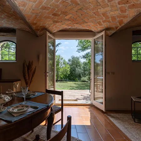 Torre Di Vedetta Medieval Rustic Farmhouse, 10 Beds *