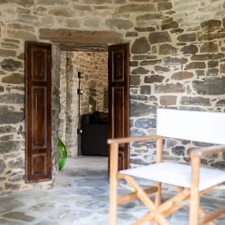 別荘 Torre Di Vedetta Medieval Rustic Farmhouse, 10 Beds Dovadola