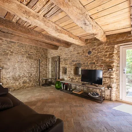 Holiday home Torre Di Vedetta Medieval Rustic Farmhouse, 10 Beds