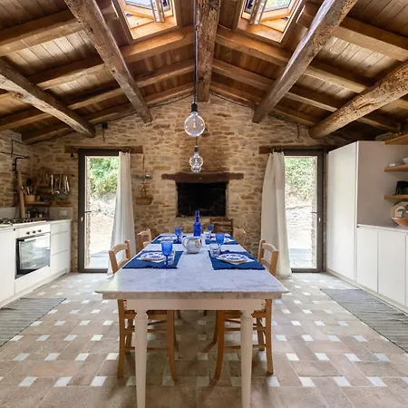 Holiday home Torre Di Vedetta Medieval Rustic Farmhouse, 10 Beds Dovadola
