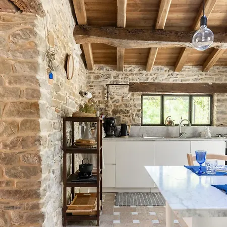 Torre Di Vedetta Medieval Rustic Farmhouse, 10 Beds * Dovadola