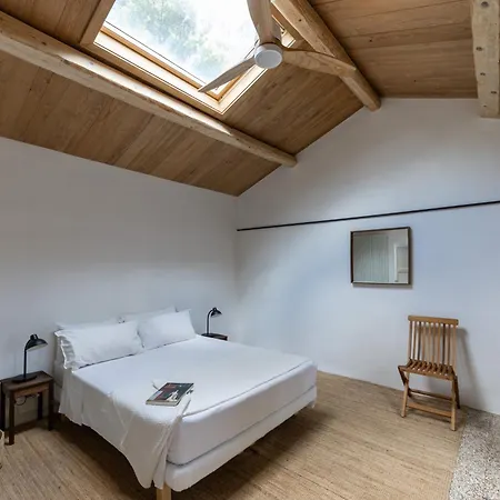 Torre Di Vedetta Medieval Rustic Farmhouse, 10 Beds Holiday home